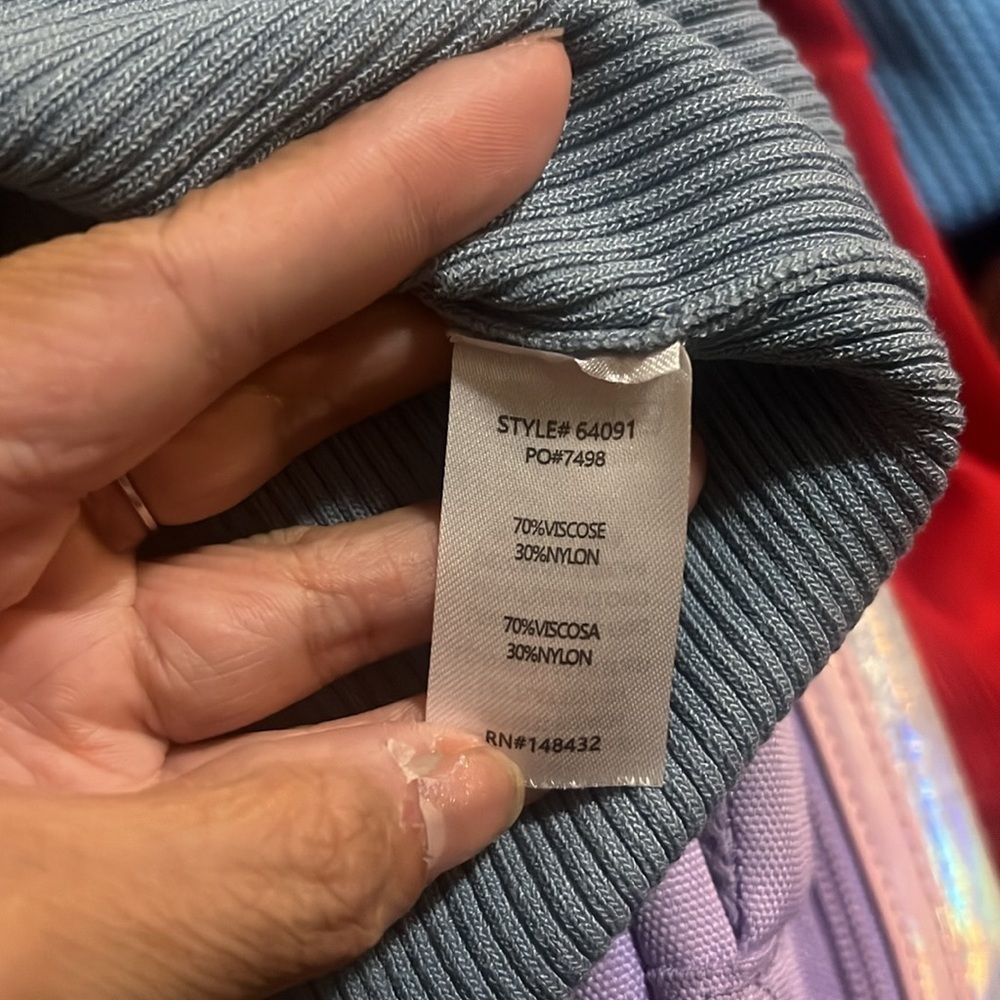 Laine Honolulu blue V neck top vest M/L - Picture 7 of 7